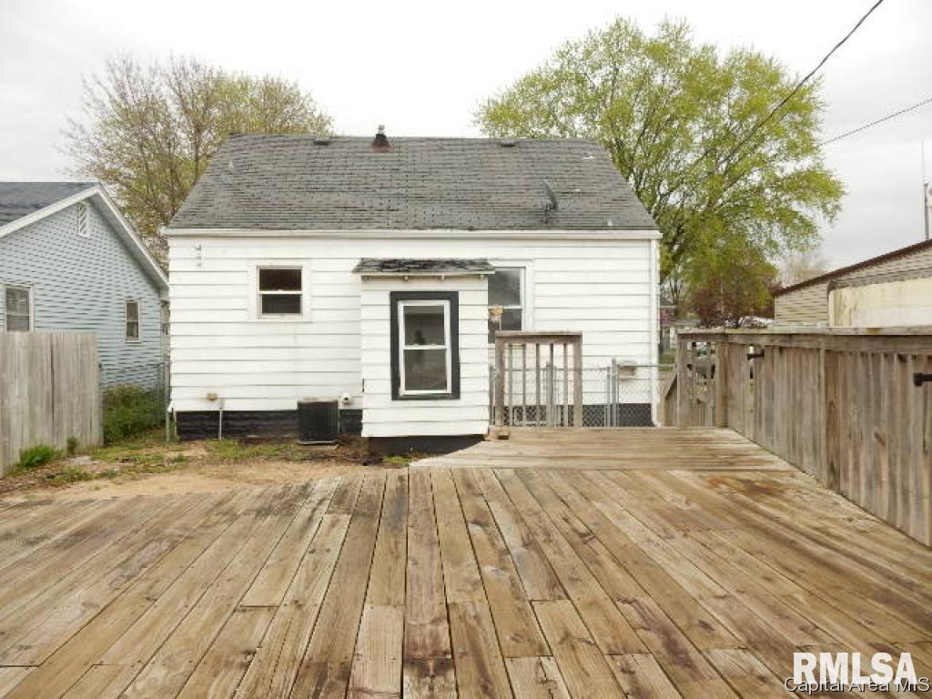 113 North Wesley Street Springfield, IL 62702 - Photo 13 of 14