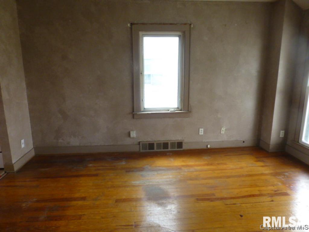 113 North Wesley Street Springfield, IL 62702 - Photo 4 of 14