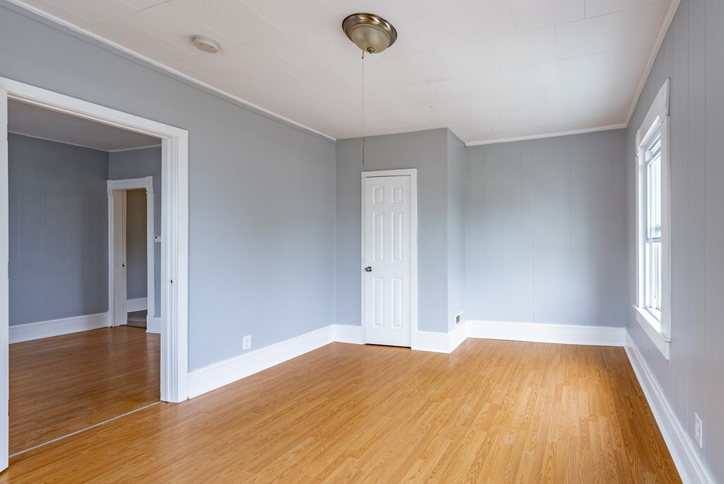 20 Alden Street Springfield, MA 01109 - Photo 8 of 28 Gallery Image 8