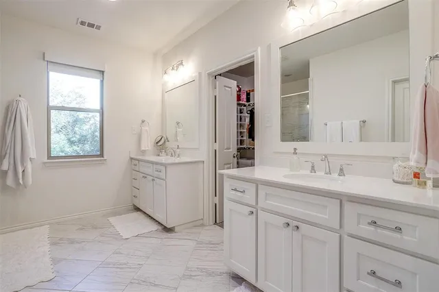 $474,999 | 5122 Slate Street, Fort Worth, TX 76114