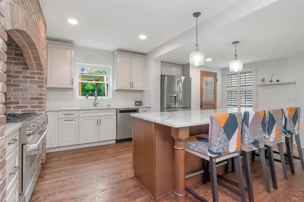 $699,900 | 37420 Meridian Avenue, Dade City, FL 33525