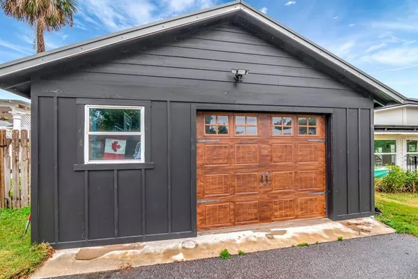 $699,900 | 37420 Meridian Avenue, Dade City, FL 33525