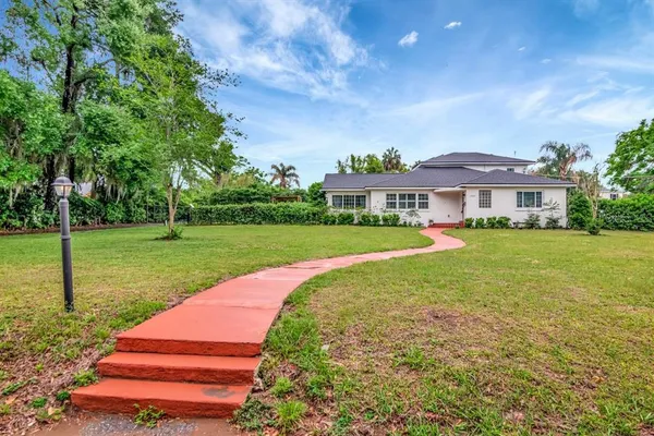 $699,900 | 37420 Meridian Avenue, Dade City, FL 33525