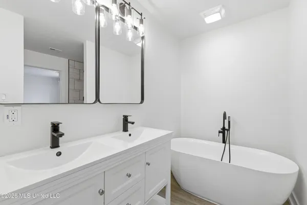 $334,900 | 4585 Polk Lane, Olive Branch, MS 38654