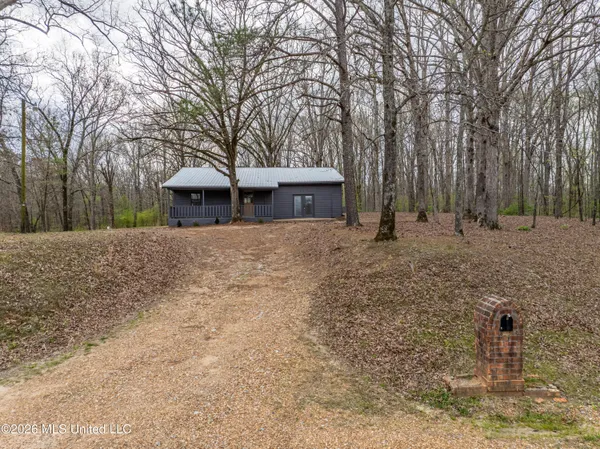 $334,900 | 4585 Polk Lane, Olive Branch, MS 38654