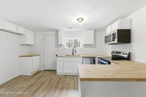 $334,900 | 4585 Polk Lane, Olive Branch, MS 38654