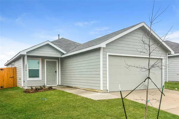 $1,725 | 2298 Great Belt Boulevard, Crandall, TX 75114
