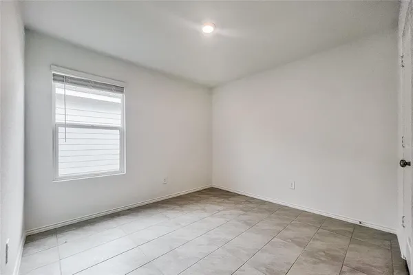 $1,725 | 2298 Great Belt Boulevard, Crandall, TX 75114