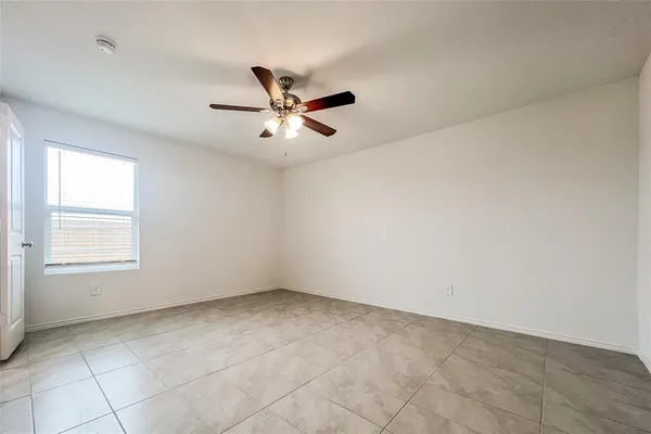 $1,725 | 2298 Great Belt Boulevard, Crandall, TX 75114