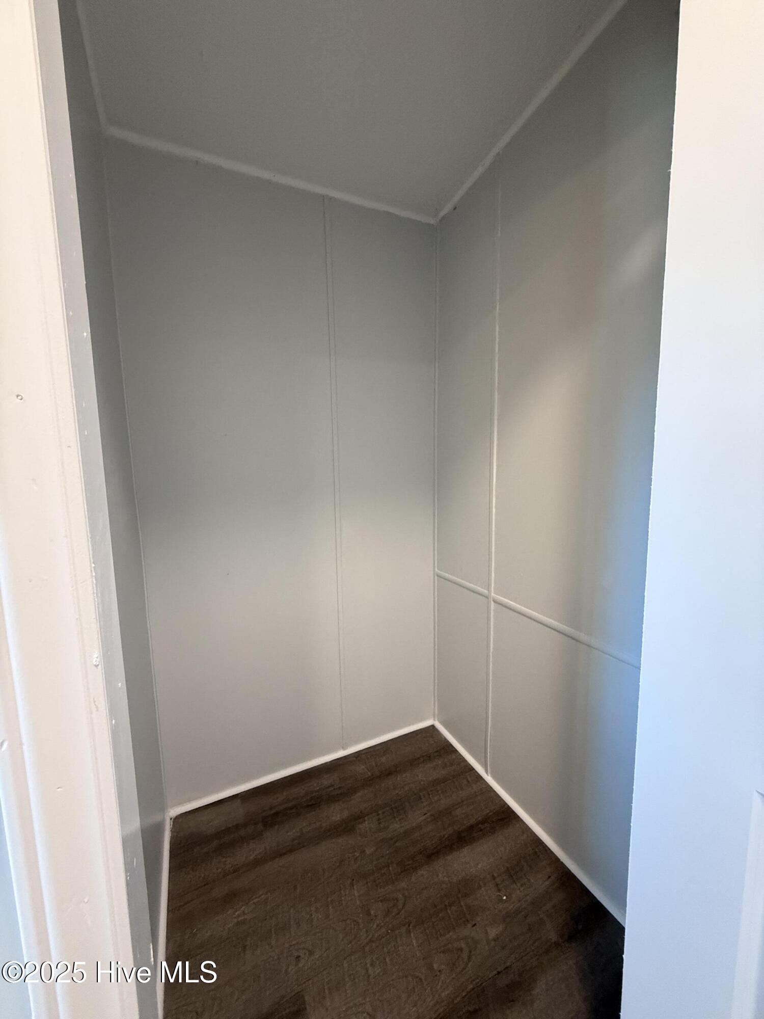 3184 Lee Road Williamston, NC 27892 - Photo 41 of 56 Walk-in Closet