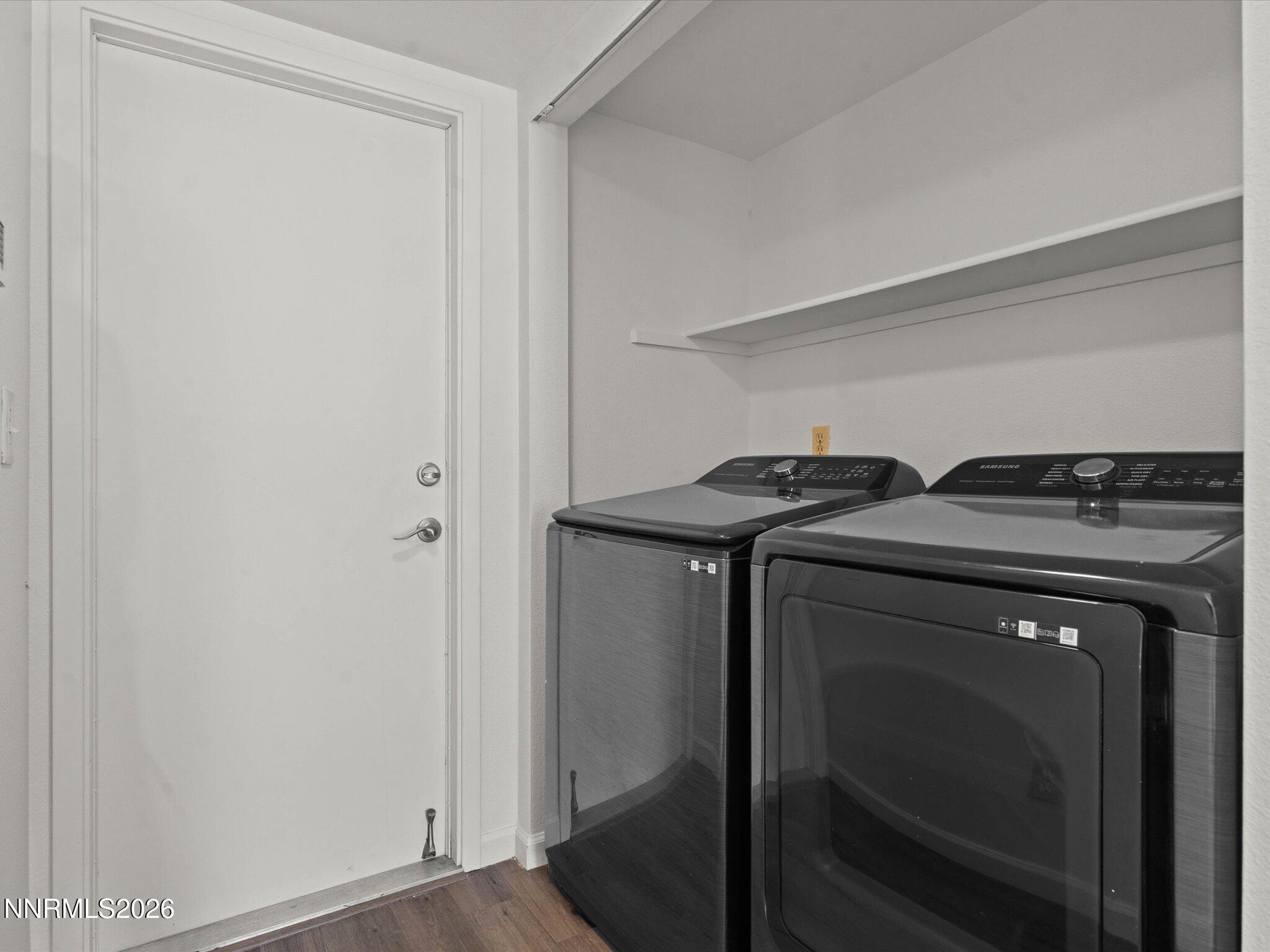 2714 Perro Court Reno, NV 89502 - Photo 24 of 31 Laundry