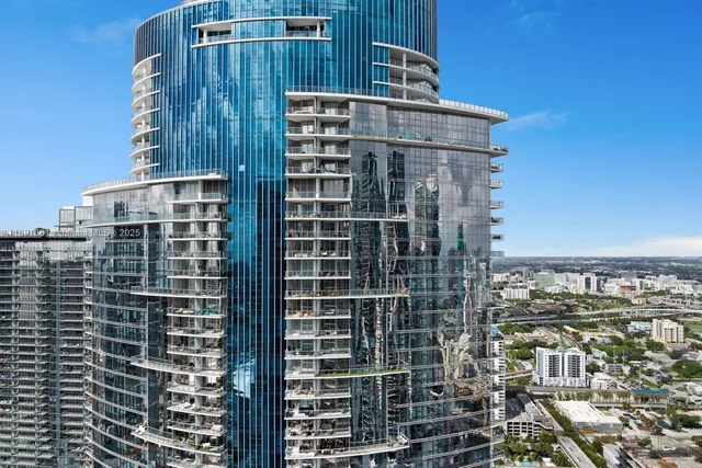 $1,245,000 | 851 Northeast 1st Avenue, Unit 4403, Miami, FL 33132