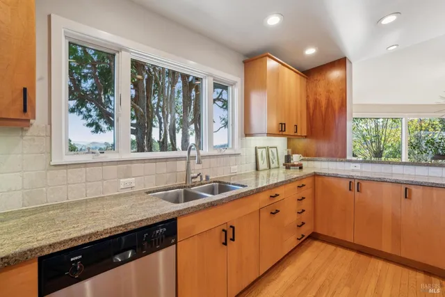 $1,995,000 | 311 Edgewood Avenue, Mill Valley, CA 94941