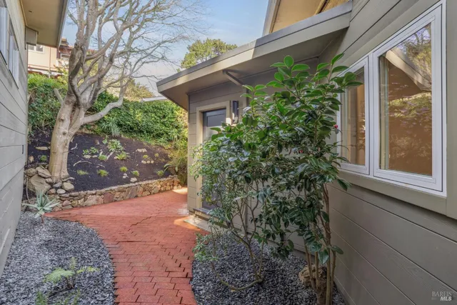 $1,995,000 | 311 Edgewood Avenue, Mill Valley, CA 94941