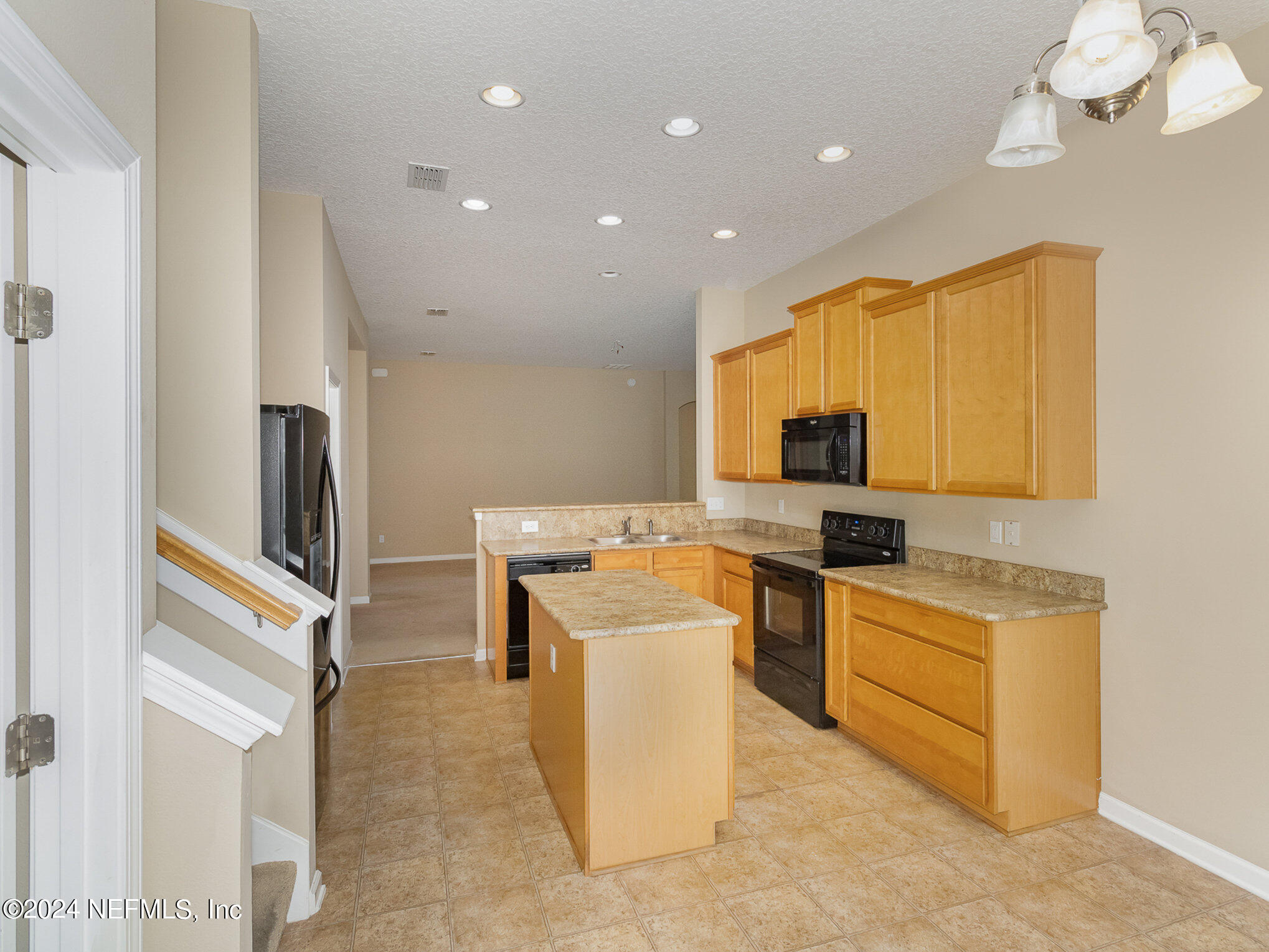 10112 Sandler Road Jacksonville, FL 32222 - Photo 11 of 45 011_sandlerdng_37-edit