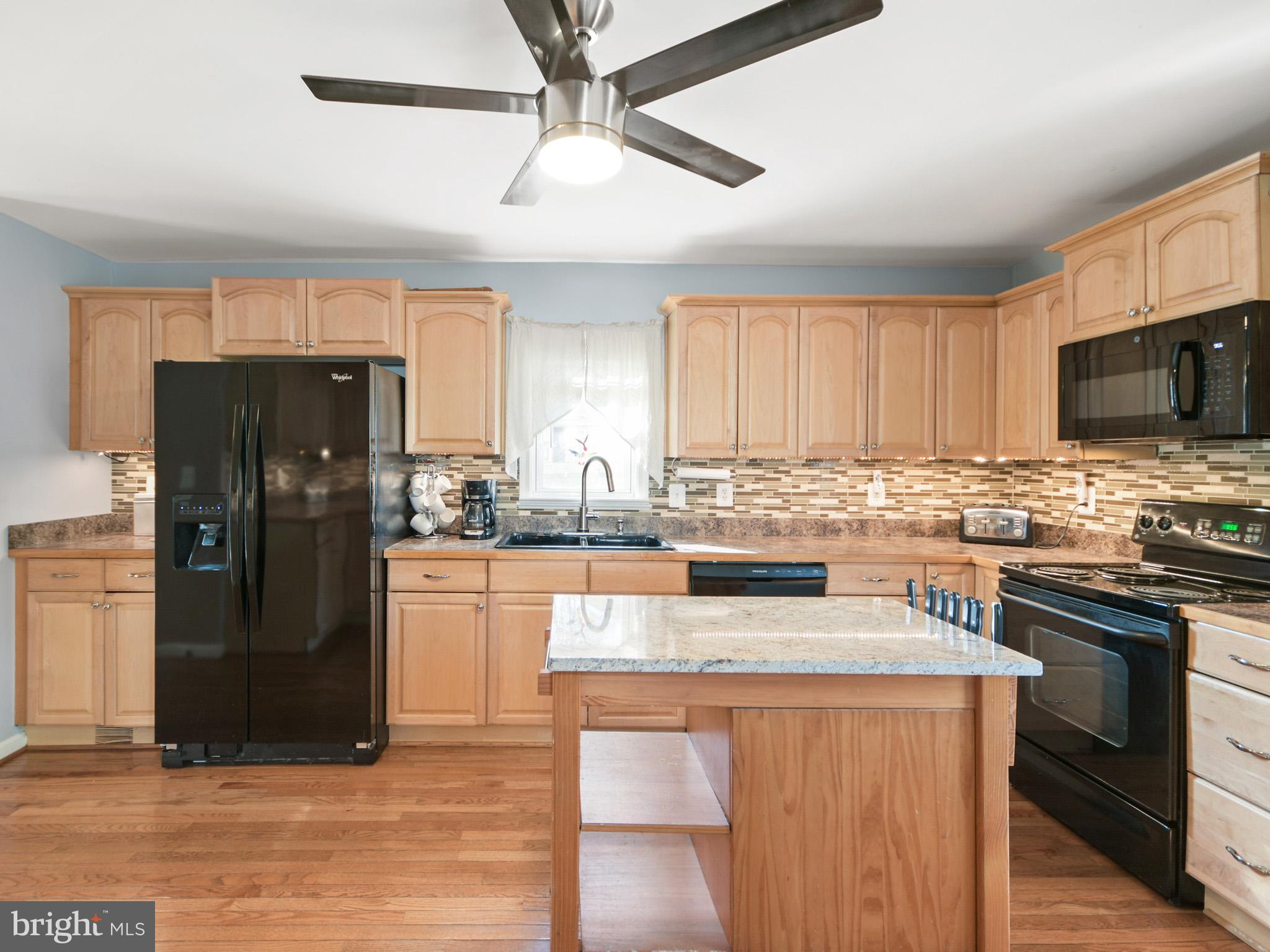 27616 Ridge Road Damascus, MD 20872 - Photo 10 of 50