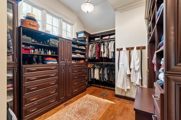 a view of walk in closet