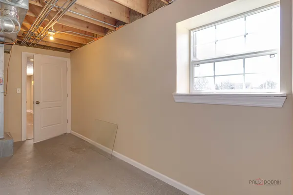 $629,900 | 4 Waterton Drive, Streamwood, IL 60107