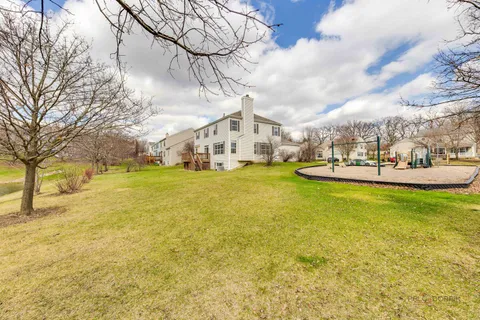 $629,900 | 4 Waterton Drive, Streamwood, IL 60107