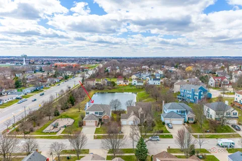 $629,900 | 4 Waterton Drive, Streamwood, IL 60107