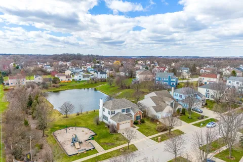 $629,900 | 4 Waterton Drive, Streamwood, IL 60107