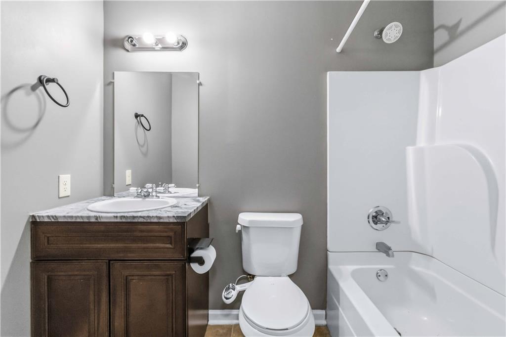 2724 Oxford Drive Decatur, GA 30034 - Photo 8 of 20