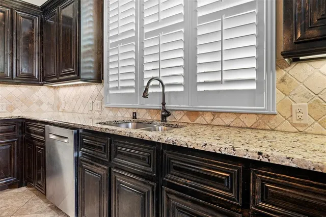 $2,350 | 182 Charleston Lane, Fate, TX 75189