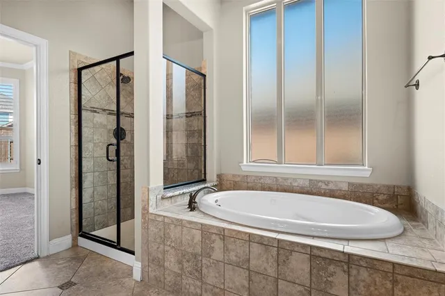 $2,350 | 182 Charleston Lane, Fate, TX 75189