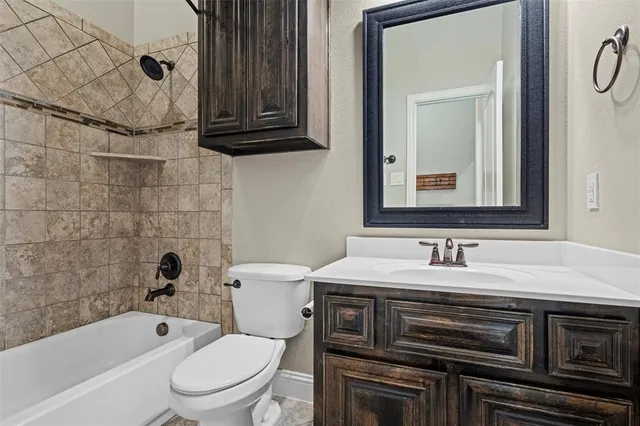 $2,350 | 182 Charleston Lane, Fate, TX 75189