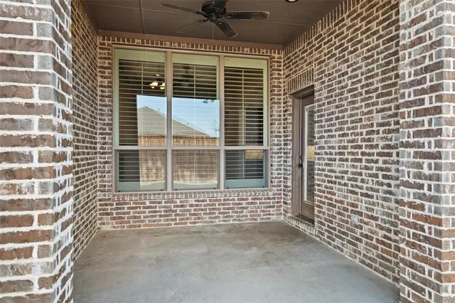 $2,350 | 182 Charleston Lane, Fate, TX 75189
