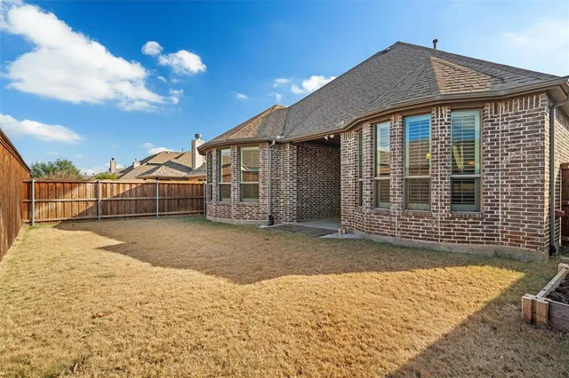 $2,350 | 182 Charleston Lane, Fate, TX 75189