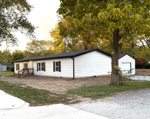 $198,500 | 708 East Main Street, Waveland, IN 47989
