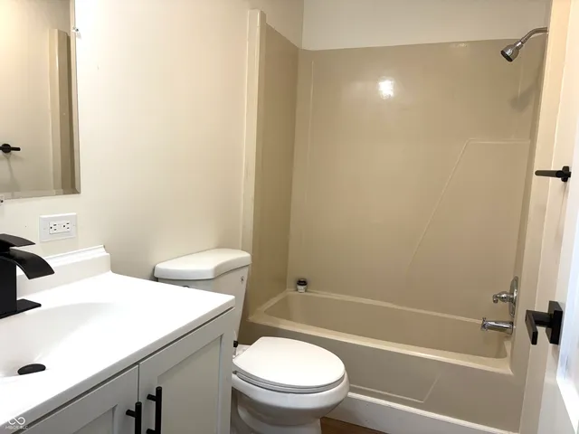 $198,500 | 708 East Main Street, Waveland, IN 47989