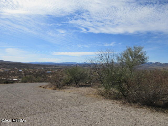 1874 Circulo Glorieta, Unit 301 Rio Rico, AZ 85648 - Photo 6 of 16