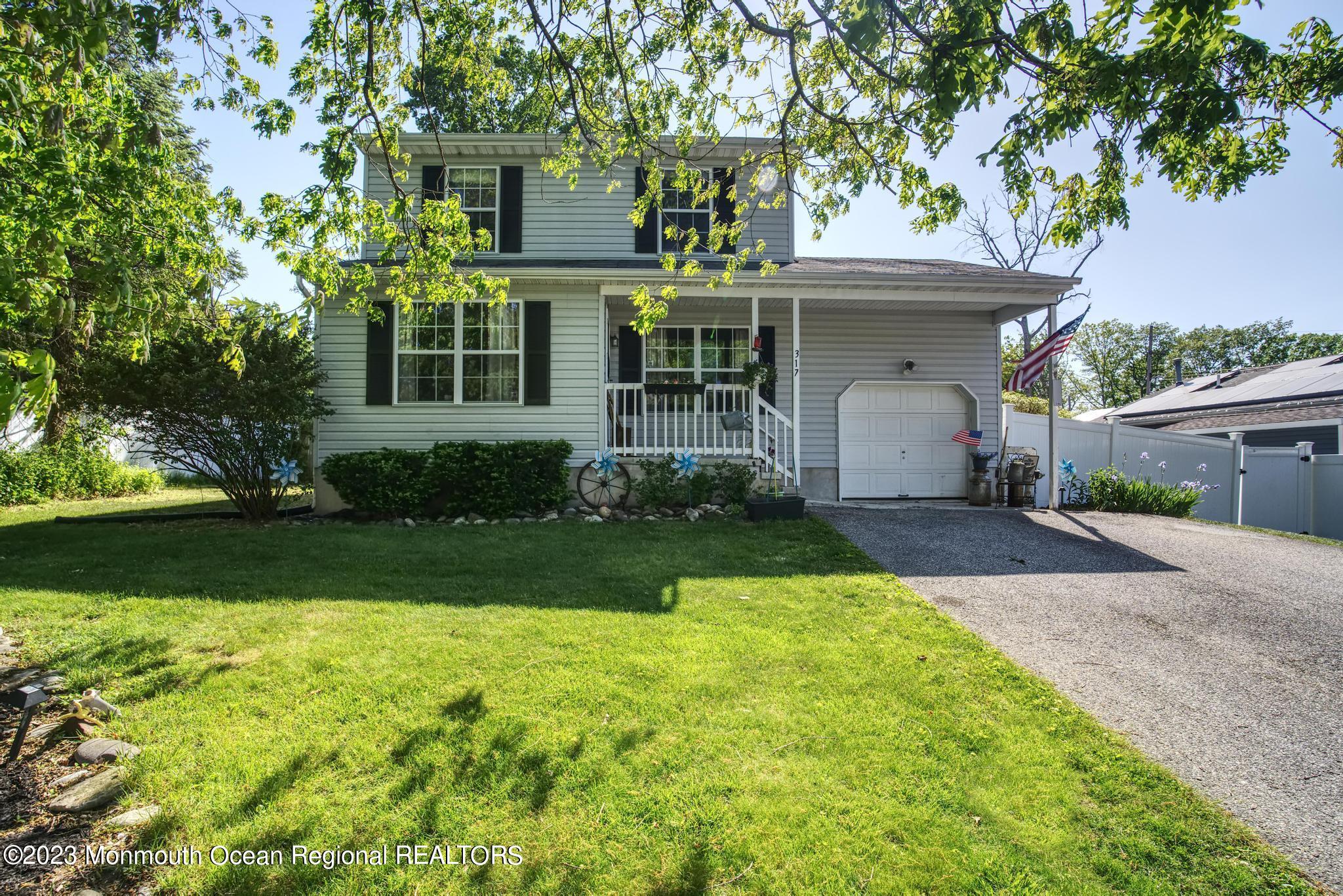 317 Green Acers  (2)