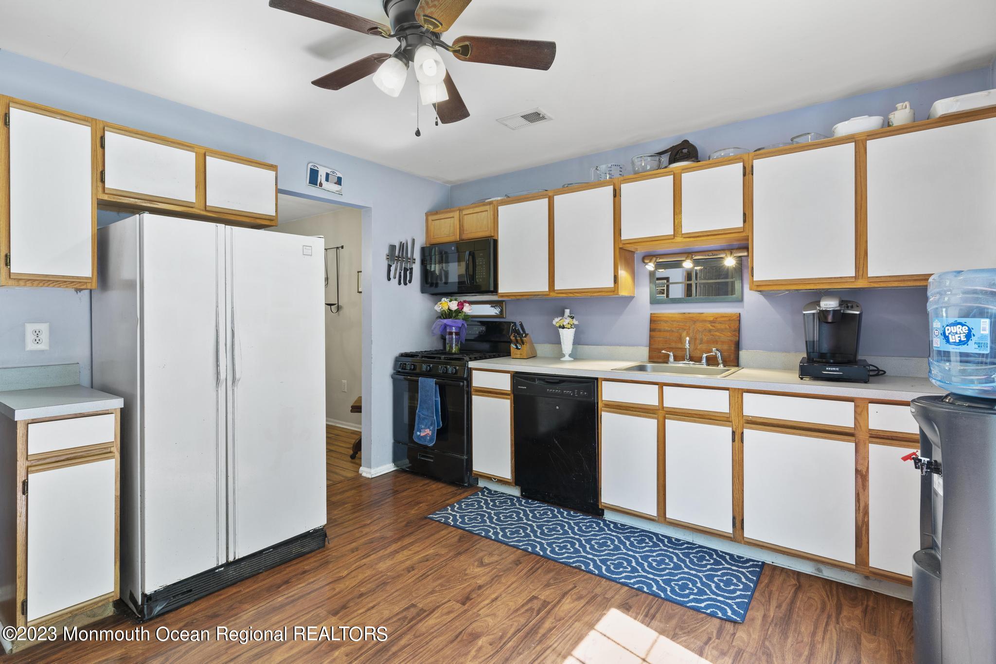 317 Green Acres Road Manchester Township, NJ 08759 - Photo 12 of 33 317 Green Acers (7)