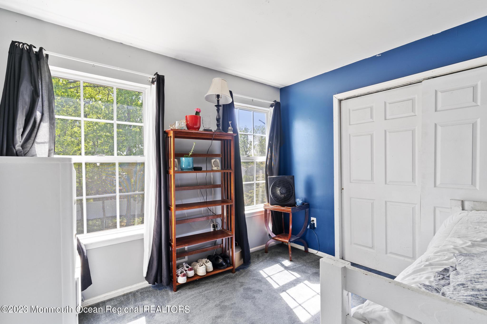 317 Green Acres Road Manchester Township, NJ 08759 - Photo 17 of 33 317 Green Acers (18)