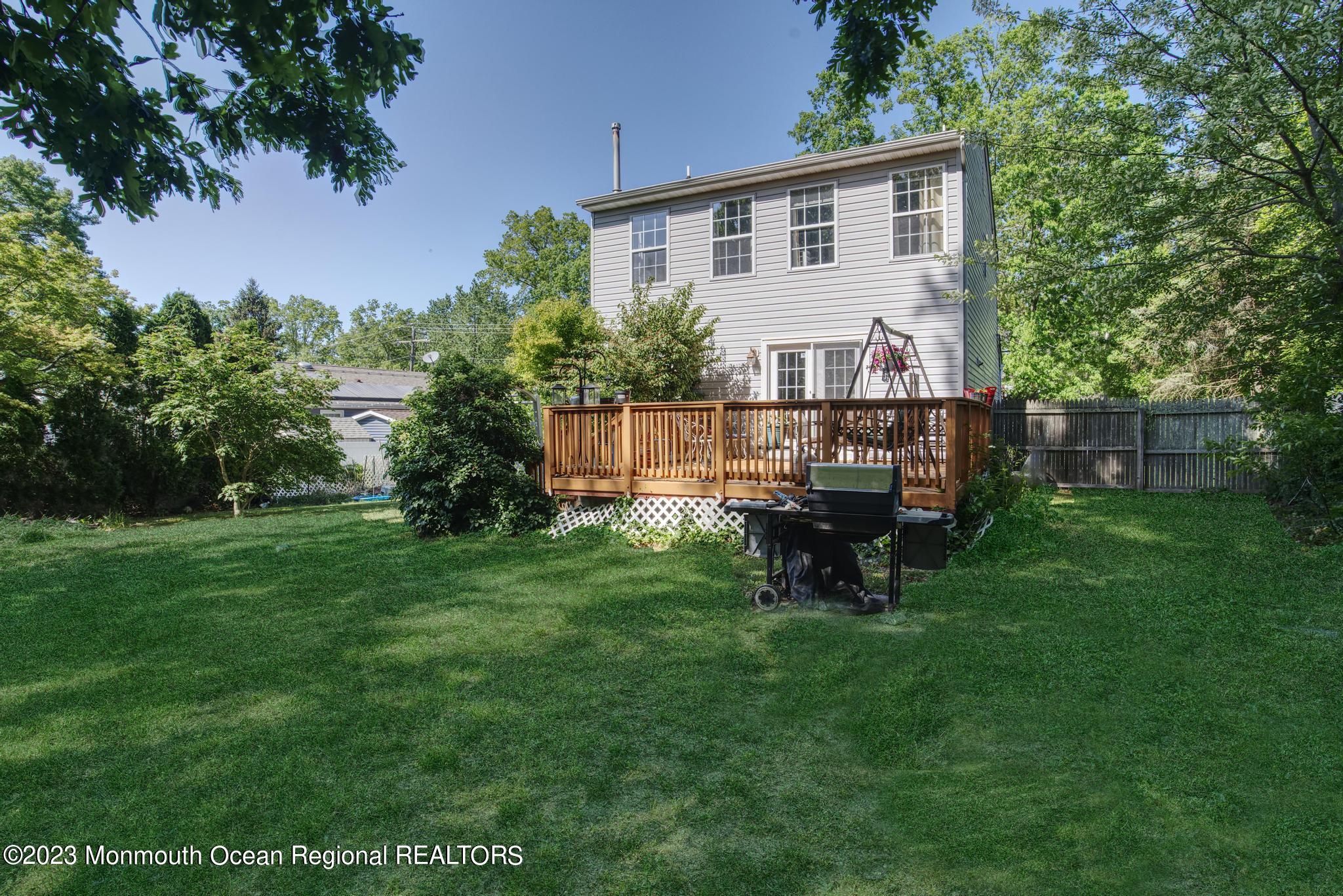 317 Green Acres Road Manchester Township, NJ 08759 - Photo 30 of 33 317 Green Acers (31)