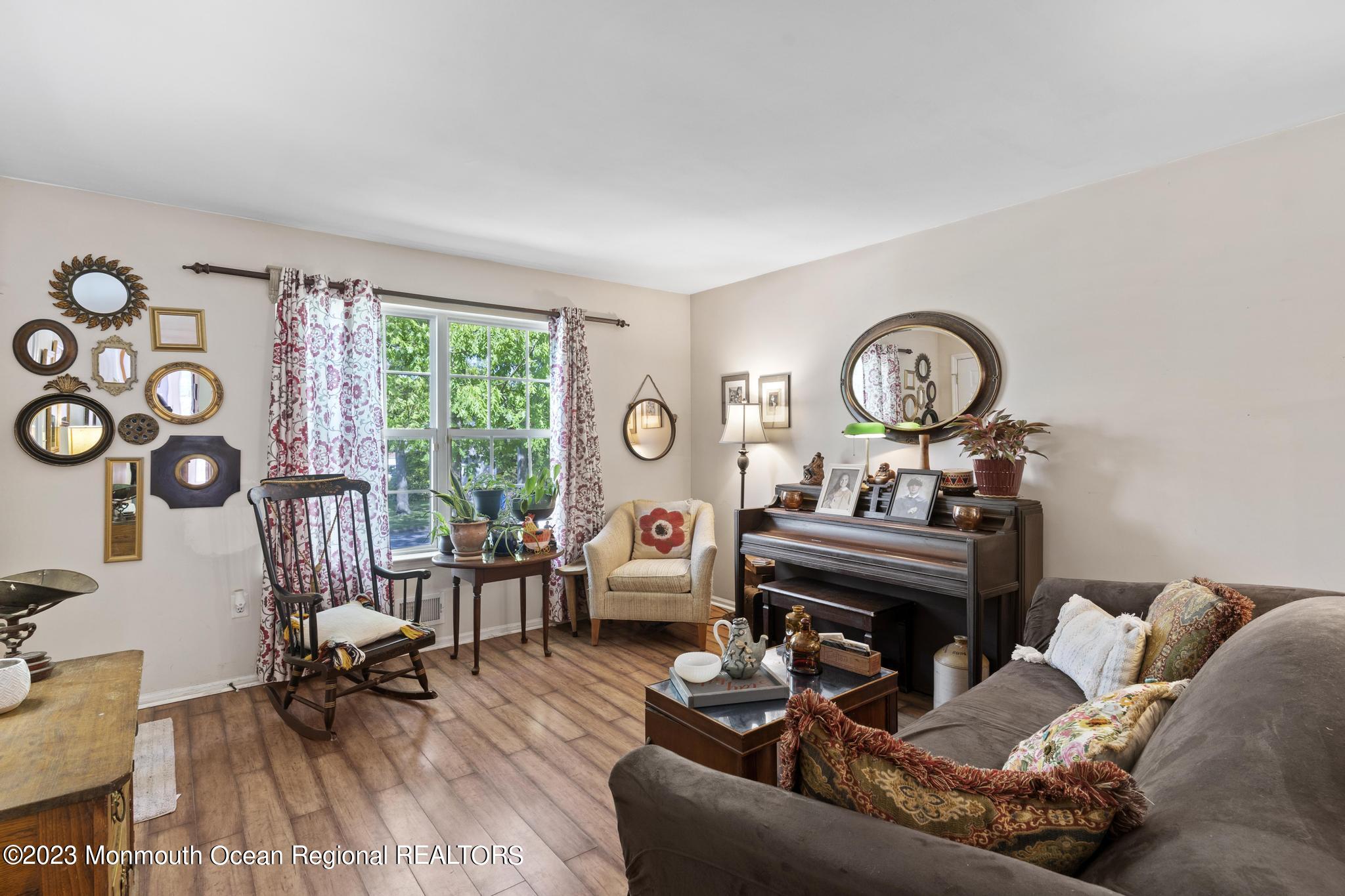 317 Green Acres Road Manchester Township, NJ 08759 - Photo 3 of 33 317 Green Acers (11)