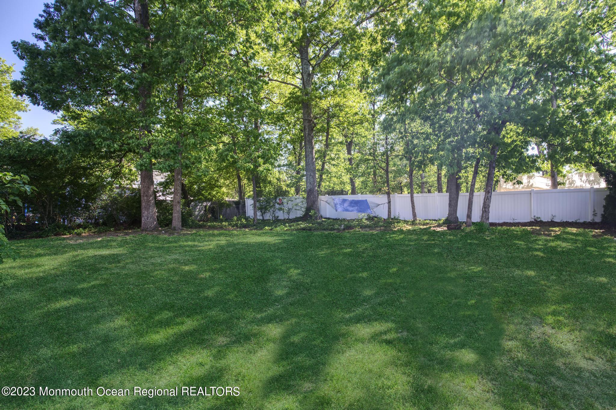 317 Green Acres Road Manchester Township, NJ 08759 - Photo 33 of 33 317 Green Acers (34)