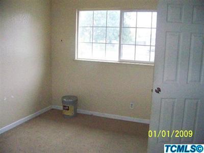 12470 Risley Avenue Orosi, CA 93647 - Photo 5 of 8 Additional Photo