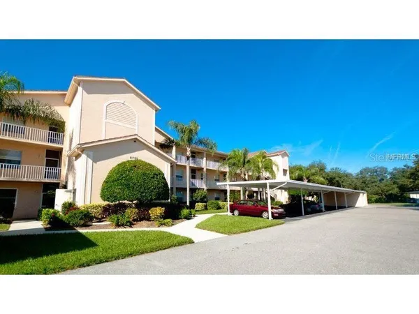 $2,400 | 8750 Olde Hickory Avenue, Unit 9204, Sarasota, FL 34238