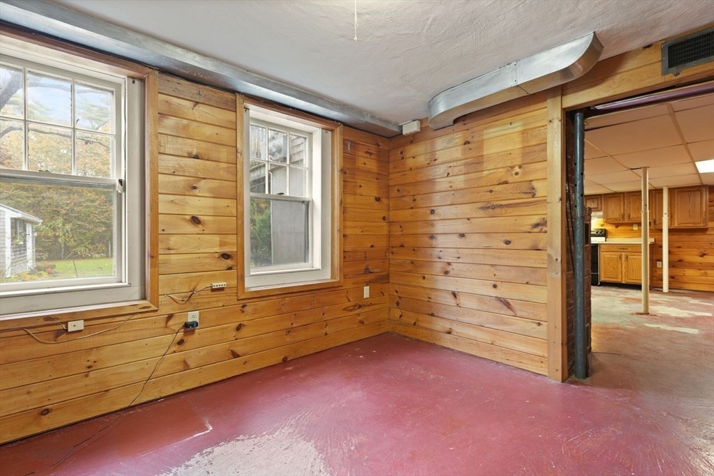 10 Oak Street Wareham, MA 02571 - Photo 24 of 39