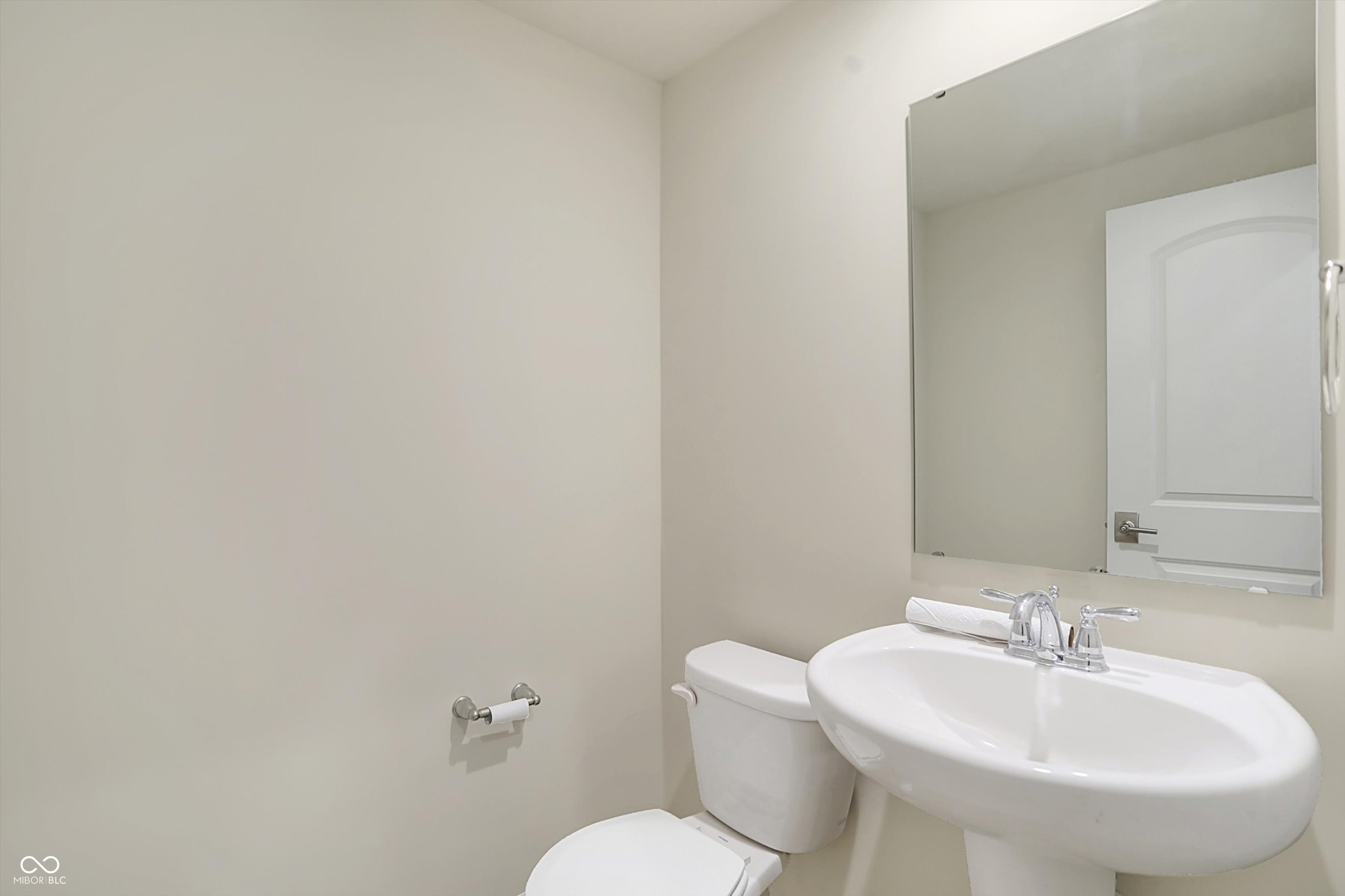 9730 Junction Station Fishers, IN 46037 - Photo 9 of 51 Gallery Image 9