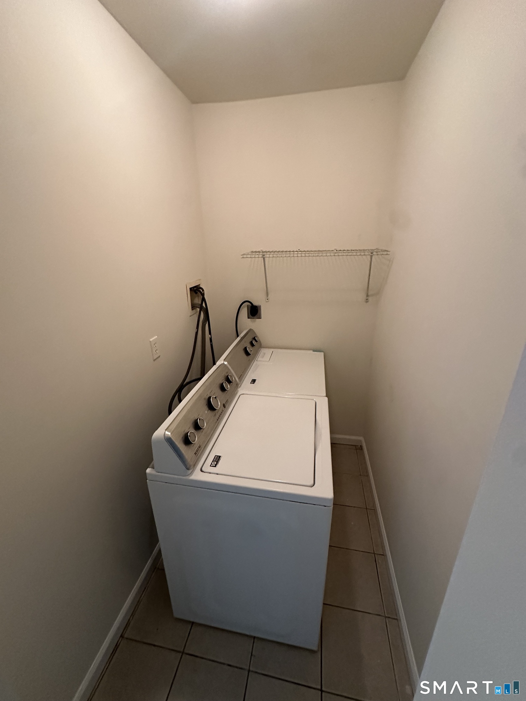 231 Spring Street Bridgeport, CT 06608 - Photo 12 of 14