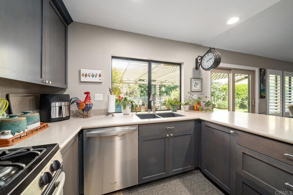 4320 Los Padres Drive Fallbrook, CA 92028 - Photo 19 of 37