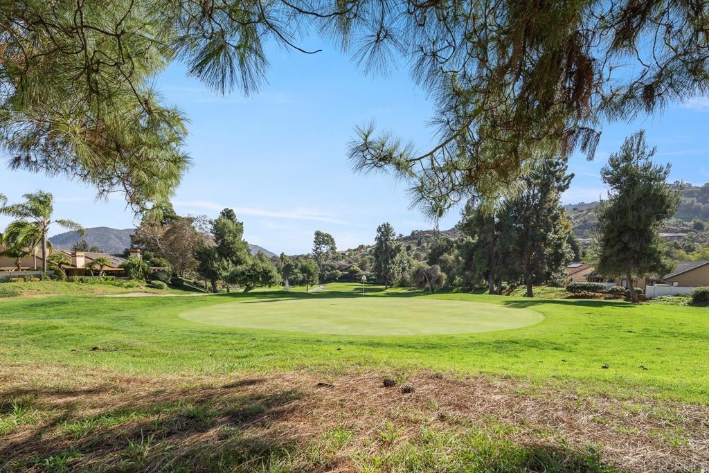 4320 Los Padres Drive Fallbrook, CA 92028 - Photo 35 of 37