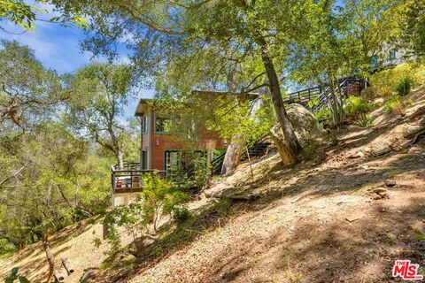 $2,195,000 | 19805 Valley View Drive, Topanga, CA 90290