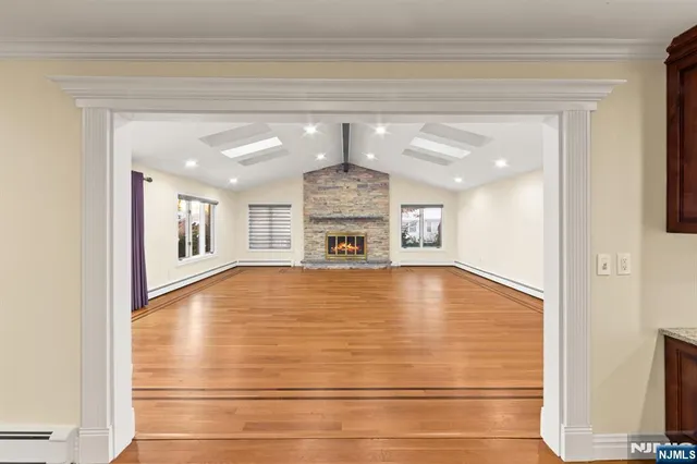 $2,799,000 | 662 Summit Street, Englewood Cliffs, NJ 07632