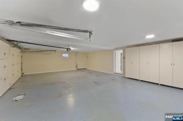 $2,799,000 | 662 Summit Street, Englewood Cliffs, NJ 07632